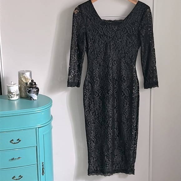 New Candie's Juniors' Black and Silver Foil Lace Special Occasion Column Dress - Picture 10 of 13